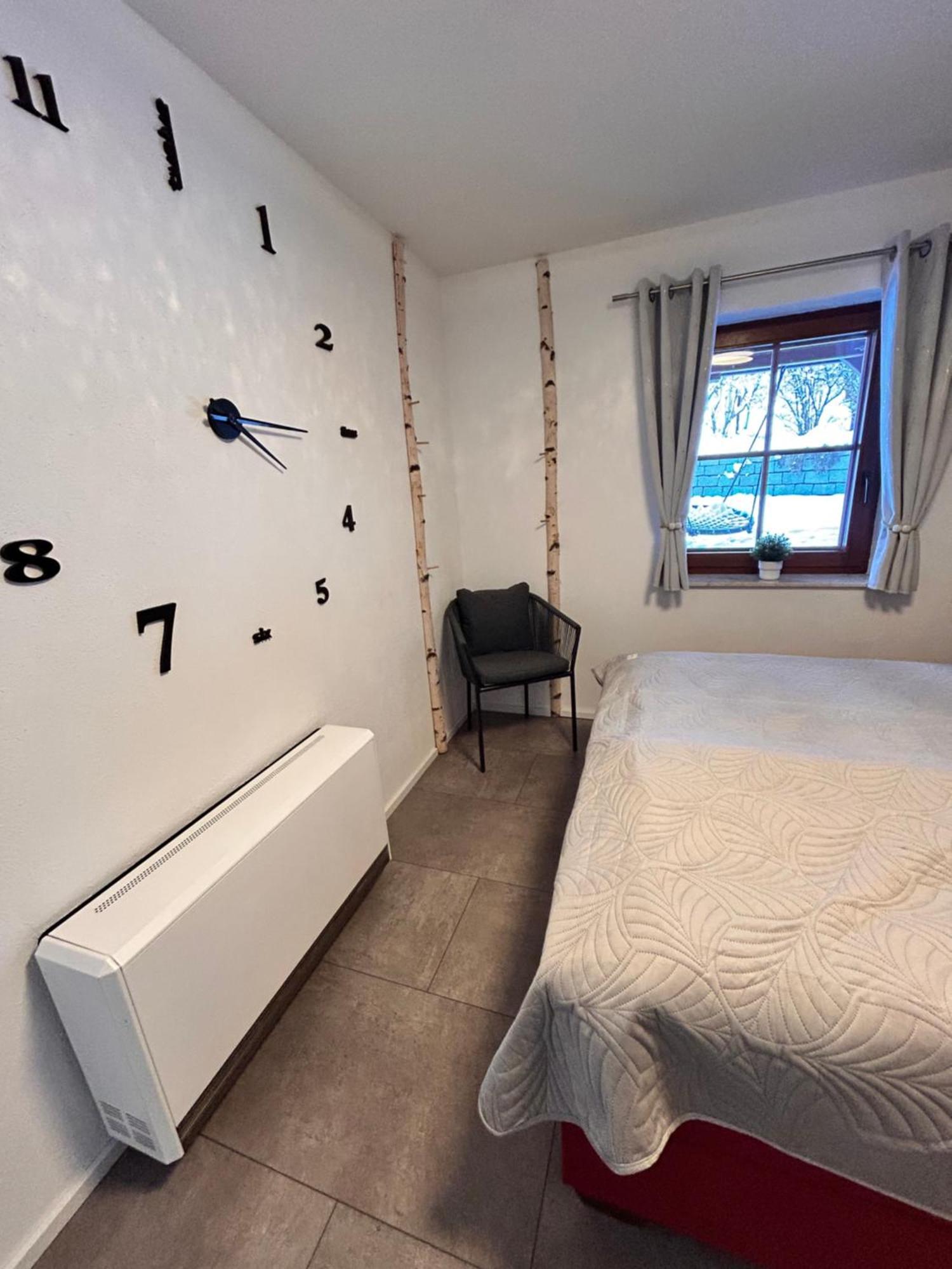 Ferienwohnung Mit Gartennutzung, Garage Und Wallbox Ebersbach-Neugersdorf Exterior foto